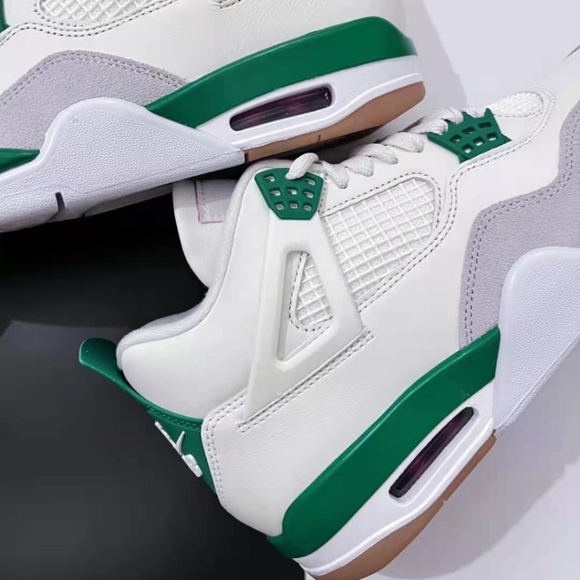 Nike SB x Air Jordan 4 rpine Green" - Picture 2 of 5